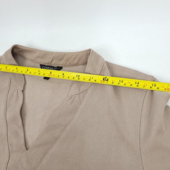Conrad C Collection Womens Tunic Top Faux Suede Size 10 Taupe Pockets V-Neck - Picture 8 of 12
